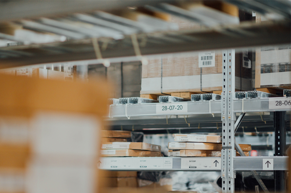 Integrated warehouse distribution system